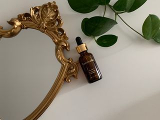 스킨큐어 산다화 비타민c 화이트닝 에센스 30ml — 5점을 준 리뷰어가 2022년 3월 올린 사용 사진