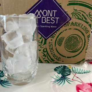 몽베스트 Montbest with Sparkling water Lime20병 — 5점을 준 리뷰어가 2021년 10월 올린 사용 사진