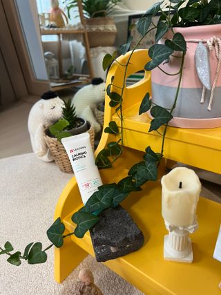 리더스코스메틱 리더스 카밍 바이오틱스 선 에센스 SPF 50+ PA++++ — 5점을 준 리뷰어가 2022년 7월 올린 사용 사진