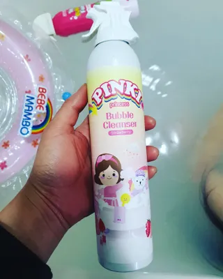 주식회사 권브라더스 [권브라더스] 목욕놀이 필수템, 핑키공주 유아버블클렌저 300ml 대용량 몽글몽글 구름 속 딸기향 — 5점을 준 리뷰어가 2022년 1월 올린 사용 사진