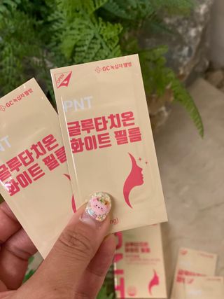 피엔티 [PNT 글루타치온 화이트 필름] 화이트 이너뷰티를 위한 관리템(1개월분) — 5점을 준 리뷰어가 2023년 5월 올린 사용 사진