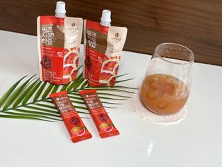 자연에온 핑크 자몽 착즙 100mL 10개입 1BOX +가 득담은 자몽 콜라겐 젤리스틱 1BOX — 3.5점을 준 리뷰어가 2021년 6월 올린 사용 사진