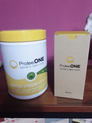 프로티원 단백질쉐이크 녹차맛 2주분 1통+보틀 — 4.5점을 준 리뷰어가 2021년 5월 올린 사용 사진