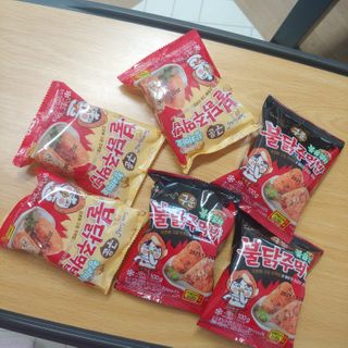 삼양냉동 [삼양] 불닭참치마요구운주먹밥+불닭볶음김치구운주먹밥 2세트구성 — 3.5점을 준 리뷰어가 2021년 2월 올린 사용 사진