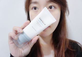 [스킨1004] 마다가스카르 센텔라 히알루-시카 워터핏 선세럼 50ml — 5점을 준 리뷰어가 2024년 5월 올린 사용 사진