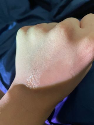 체르엠 스템앤셀 비타민 브라이트닝 에센스 30ml 1개 — 5점을 준 리뷰어가 2022년 1월 올린 사용 사진