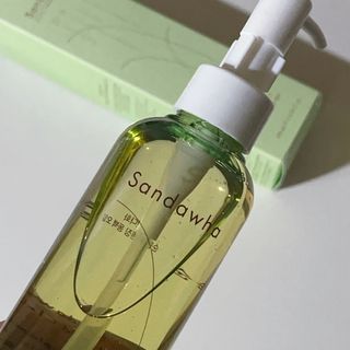 스킨큐어 산다화 순한 클렌징 동백 오일 200ml — 5점을 준 리뷰어가 2023년 8월 올린 사용 사진