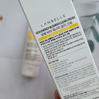 랑벨 비타 에너지 잡티 크림 75ml (피부 속 기미완화크림) — 5점을 준 리뷰어가 2022년 4월 올린 사용 사진