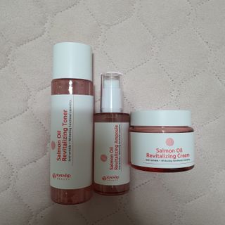 아이앤립 / EYENLIP 아이앤립 연어오일 리바이탈라이징 토너+앰플+크림 3종 세트 — 5점을 준 리뷰어가 2021년 6월 올린 사용 사진