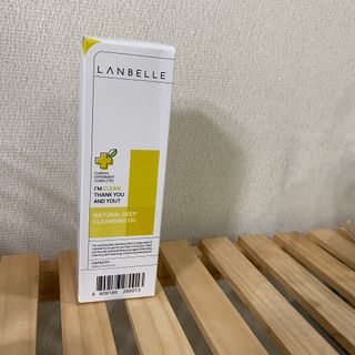 랑벨 내츄럴 딥 클렌징 오일 200ml (저자극 약산성 천연 클렌징) — 5점을 준 리뷰어가 2022년 10월 올린 사용 사진
