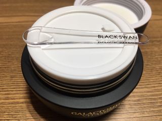 오투에니원 갈락토미세스 비타민 C 프리미엄 블랙스완 크림 50g — 5점을 준 리뷰어가 2023년 1월 올린 사용 사진
