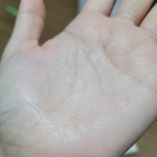 딸로 청자몽 맑은 피부 잡티 세럼 — 5점을 준 리뷰어가 2023년 1월 올린 사용 사진