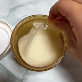 스킨1004 [SKIN1004] 마다가스카르 센텔라 퀵 카밍 패드 70매 130ml — 5점을 준 리뷰어가 2024년 10월 올린 사용 사진