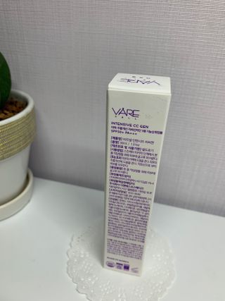 바르셀 톤업선크림 미백 메이크업베이스 CC크림 인텐시브 씨씨 젠 30ml — 5점을 준 리뷰어가 2021년 11월 올린 사용 사진