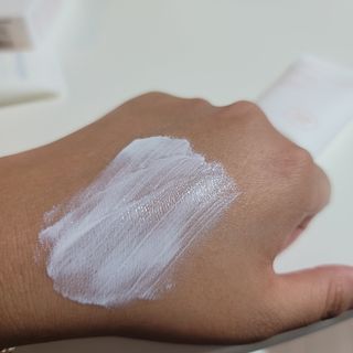보타니티 촉촉수분자차 아쿠아핏 선 에센스 50ml + 보송톤업자차 징크 선 로션 50ml SPF50+ PA++++ (4/25) — 5점을 준 리뷰어가 2022년 5월 올린 사용 사진