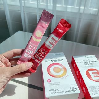 인디닥터 면역 생생 핑크 이뮨 젤리 + 타이탄 BCAA 프로틴 젤리스틱 — 5점을 준 리뷰어가 2022년 4월 올린 사용 사진