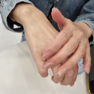 셀프 모이스처라이징 프로텍션 크림 셀프 모이스처라이징 프로텍션크림 — 5점을 준 리뷰어가 2022년 4월 올린 사용 사진