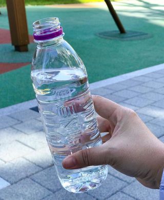 몽베스트 [MONTBEST]위드어스 500mL 20병 — 4.5점을 준 리뷰어가 2022년 10월 올린 사용 사진