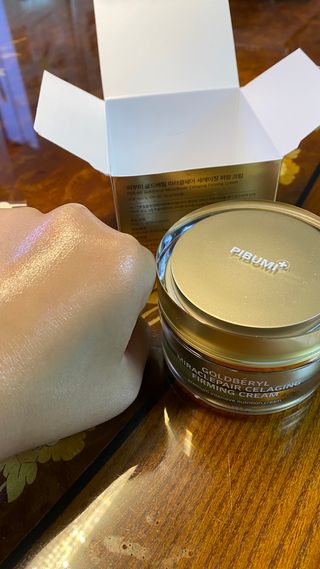 피부미 골드베릴 미라클페어 세레이징 퍼밍 크림 50ml — 5점을 준 리뷰어가 2021년 9월 올린 사용 사진