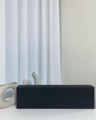 TOMO GRAPHY 나 있을땐 환한 조명 나 없을땐 확실한 살균 ★ DESK LIGHT & STERILIZER [ON] ★ — 5점을 준 리뷰어가 2021년 11월 올린 사용 사진