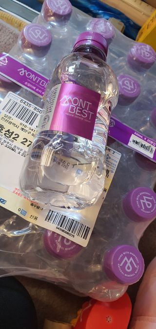 몽베스트 [MONTBEST] 330mL 20병 — 5점을 준 리뷰어가 2021년 10월 올린 사용 사진
