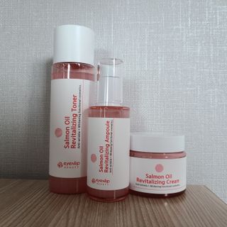 아이앤립 / EYENLIP 아이앤립 연어오일 리바이탈라이징 토너+앰플+크림 3종 세트 — 5점을 준 리뷰어가 2021년 6월 올린 사용 사진