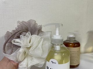 빅그린 니치 퍼퓸 바이옴바디워시 500ml(상탈, 블랙베리&베이, 블랑쉐 3종 중 택1) — 5점을 준 리뷰어가 2022년 7월 올린 사용 사진