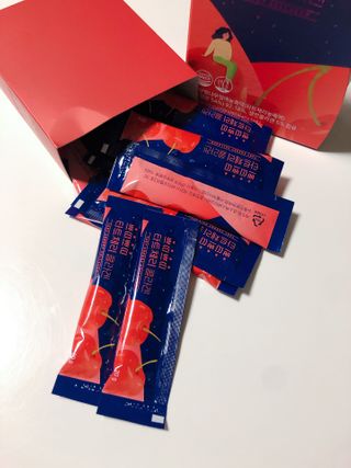 서울약사신협_쁘띠쁘띠타트체리콜라겐_20g x 14포 — 5점을 준 리뷰어가 2020년 12월 올린 사용 사진