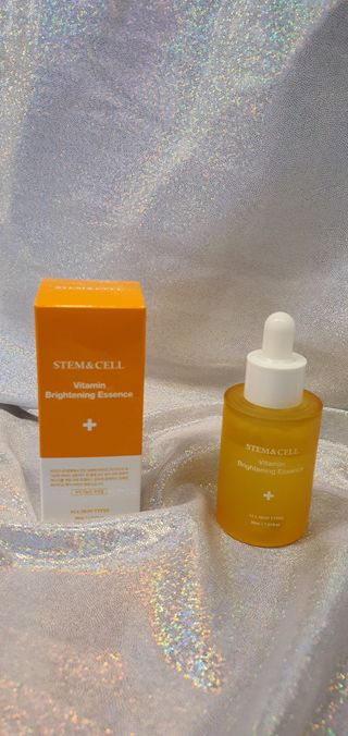 체르엠 스템앤셀 비타민 브라이트닝 에센스 30ml 1개 — 5점을 준 리뷰어가 2021년 8월 올린 사용 사진