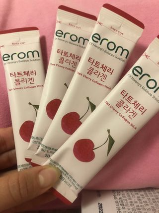 이롬 erom 타트체리 콜라겐 — 5점을 준 리뷰어가 2021년 3월 올린 사용 사진