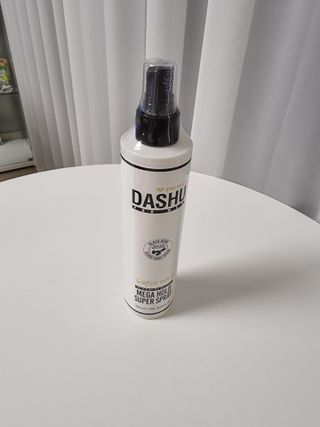 다슈코리아 다슈 포 맨 프리미엄 메가 홀드 슈퍼 스프레이 250ml — 5점을 준 리뷰어가 2021년 7월 올린 사용 사진