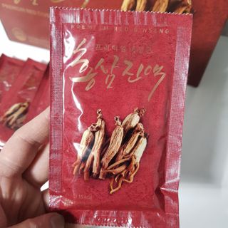 서울약사신협_프리미엄 6년근 홍삼진액_70mlx30포 — 5점을 준 리뷰어가 2021년 3월 올린 사용 사진