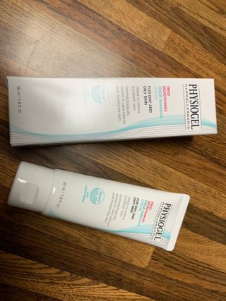 피지오겔 레드수딩 시카밸런스 크림 50ml — 5점을 준 리뷰어가 2022년 4월 올린 사용 사진