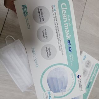나무드 [식약처허가] KF-AD 국내생산 메디토피아 비말차단 마스크 50매 대대형 헬스 운동 2 BOX — 5점을 준 리뷰어가 2021년 10월 올린 사용 사진