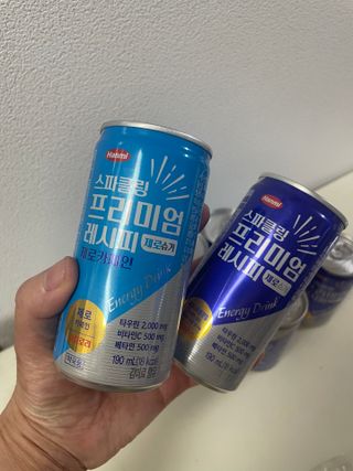 한미사이언스 [한미] 스파클링 프리미엄 레시피 (카페인, 제로카페인 2종)각5개총10개제공 — 5점을 준 리뷰어가 2025년 1월 올린 사용 사진