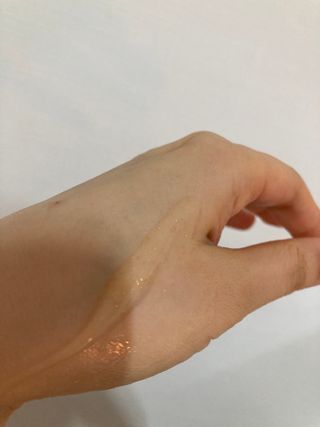 아이앤립 / EYENLIP 아이앤립 24K 골드 N 펩타이드 앰플 크림 — 5점을 준 리뷰어가 2021년 4월 올린 사용 사진