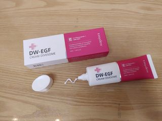 이지듀 DW-EGF 크림 다이브좀_콜라겐이 쏙쏙, 탄력피부로 다이빙 — 5점을 준 리뷰어가 2021년 2월 올린 사용 사진