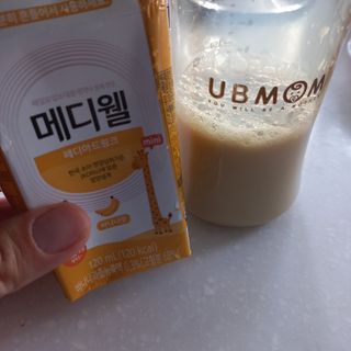 메디웰 페디아드링크 미니 바나나맛 — 4.5점을 준 리뷰어가 2022년 8월 올린 사용 사진