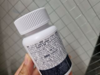 프리마인 홍삼의 강력한 에너지, 이제는 흡수율을 높인 최첨단 캡슐로 간편하게 초고속 충전하세요. — 5점을 준 리뷰어가 2022년 8월 올린 사용 사진