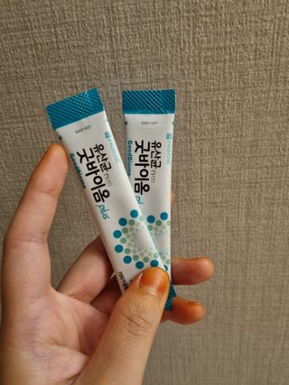 프리마인 유산균 국가지정연구소 선정, 살아있는 생유산균 200억 마리의 힘. 유산균n굿바이옴플러스 — 5점을 준 리뷰어가 2021년 9월 올린 사용 사진
