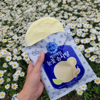 딜라이트 프로젝트  달콤한 눈꽃 간식세트( 눈꽃 솜사탕 / 레몬라임 솜사탕 / 달고나 총 7EA+스마트톡 증정) — 5점을 준 리뷰어가 2022년 5월 올린 사용 사진