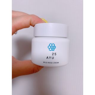 AYU25[아유트웬티파이브]다마스크로즈워터 베이스 천연 수분 촉촉 크림 — 5점을 준 리뷰어가 2021년 3월 올린 사용 사진