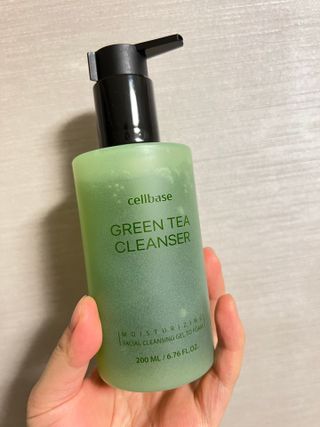 프리마인 메이크업과 들뜨는 각질까지 한방에 깐달걀로! 순하기까지한 셀베이스 그린티클렌저(200ml) — 5점을 준 리뷰어가 2023년 3월 올린 사용 사진