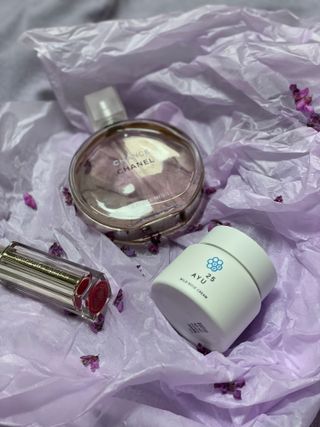 AYU25[아유트웬티파이브]다마스크로즈워터 베이스 천연 수분 촉촉 크림 — 4점을 준 리뷰어가 2021년 4월 올린 사용 사진