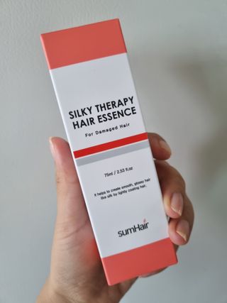 썸헤어 / SUMHAIR 썸헤어 실키 테라피 헤어 에센스 — 5점을 준 리뷰어가 2021년 7월 올린 사용 사진