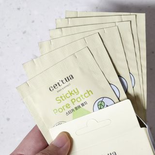 세뚜아(Cettua) 세뚜아 스티키 포어 패치 Cettua Sticky Pore Patch — 5점을 준 리뷰어가 2023년 9월 올린 사용 사진