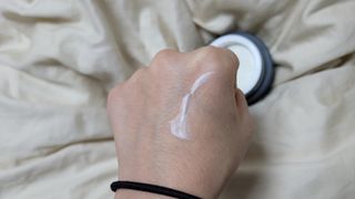오투에니원 갈락토미세스 비타민 C 프리미엄 블랙스완 크림 50g — 4점을 준 리뷰어가 2023년 2월 올린 사용 사진
