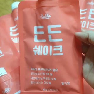 [덜다] 든든 식물성 단백질 쉐이크 40g X 7입 (곡물/딸기) — 5점을 준 리뷰어가 2023년 8월 올린 사용 사진