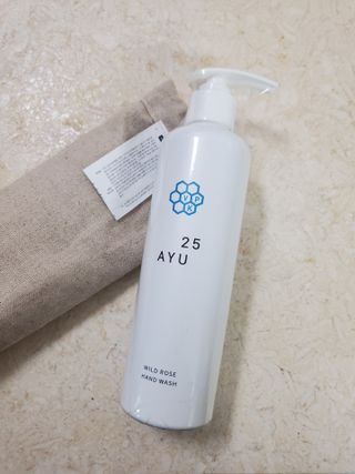 AYU25[아유트웬티파이브]피부 진정, 보습 와일즈 로즈 핸드워시 — 3점을 준 리뷰어가 2021년 3월 올린 사용 사진