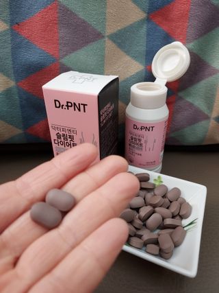 닥터피엔티 [Dr.PNT] 하루 2알로 건강한 다이어트! 한겨울에도 체지방만 쏙~ 슬림핏 다이어트 — 5점을 준 리뷰어가 2023년 2월 올린 사용 사진